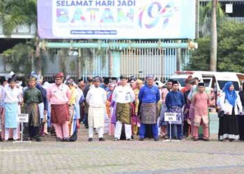 Wali Kota Batam tutup akhir tahun 2024 bersama tokoh masyarakat dan kader Posyandu.