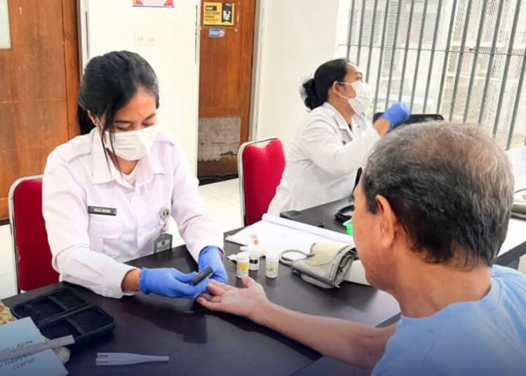 Rutan Batam Lakukan Pemeriksaan Kesehatan bagi WBP Lansia