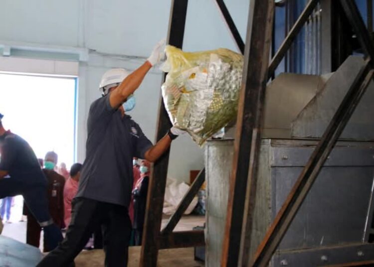 RSUD Embung Fatimah Musnahkan OBHP Rusak dan Kadaluarsa