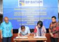 BP Batam – PT Batam Sarana Surya Perkuat Perjanjian Kerja Sama PLTS Terapung