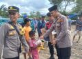 Wujud Kepedulian di Bulan Ramadhan Polsek Batu Aji Bagikan Takjil