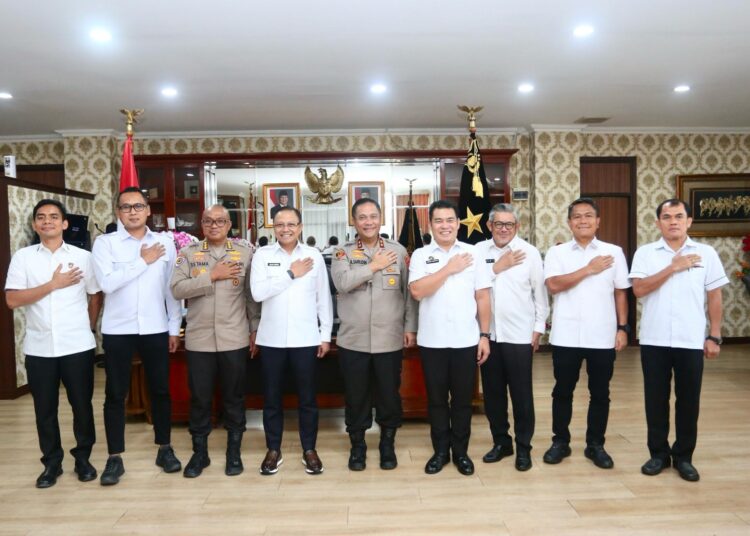 Kapolda Kepri Terima Silaturahmi Direktur Intelijen dan Dirwasdakim Kemimpas RI: Perkuat Sinergi Jaga Keamanan Kepri