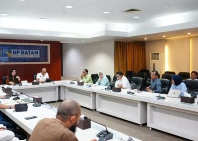 BP Batam Komitmen Selesaikan Persoalan Air di Daerah Stres Area