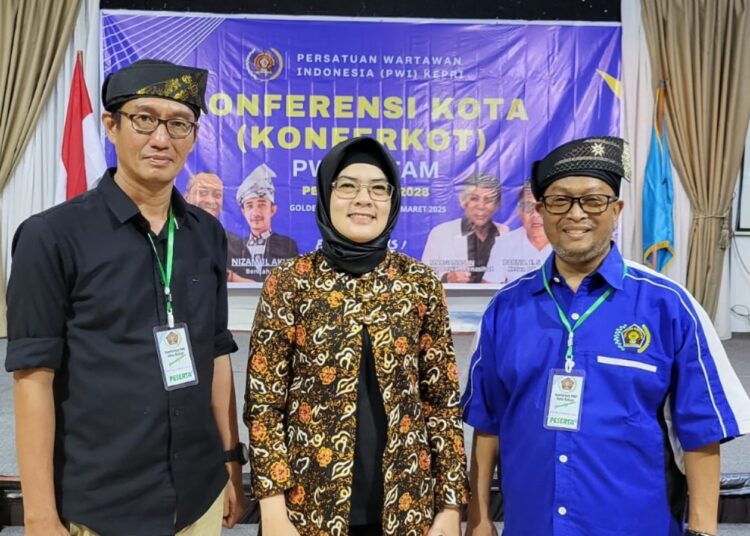 Ketum BPD HIPMI Kepri, Sari Dwi Mulyawati Jadi Tamu Kehormatan di Konferkot PWI Batam