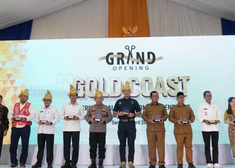 Bersama Para Menteri, Kepala dan Wakil Kepala BP Batam Resmikan Gold Coast International Ferry Terminal di Bengkong