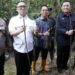 Wali Kota Amsakar Ikut Tanam 1.000 Mangrove, Peringati Hari Buruh 2025