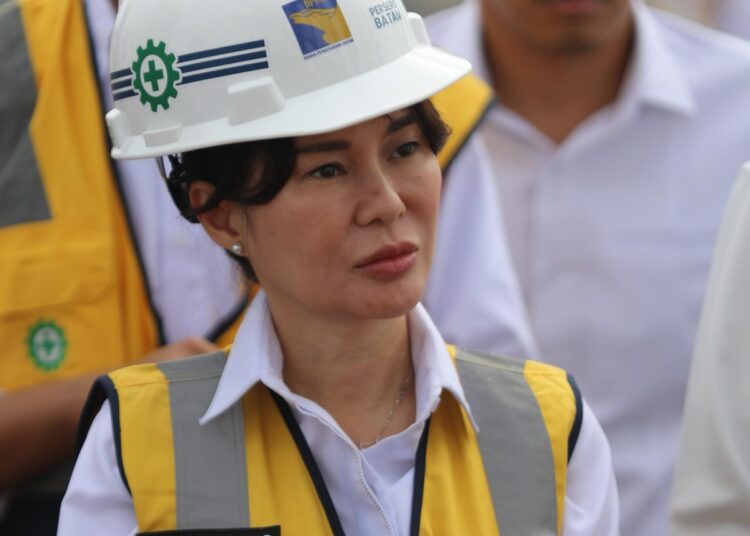 4 STS Crane Baru Dorong Kapasitas dan Kemandirian Pelabuhan Batu Ampar