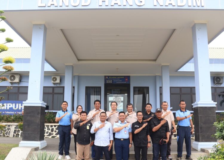 Lanud Hang Nadim Terima Kunjungan SMSI dan PWI Kota Batam