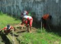 Tumbuhkan Minat Terhadap Pertanian, LPKA Batam Ajak Anak Binaan Menanam