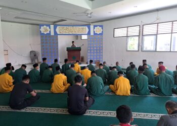 Khutbah Jum’at Masjid At-Taubah LPKA Batam oleh Ustadz Syahril