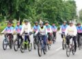 Meriahkan Gowes Road To Cernival 2025, Sekda Jefridin Turut Gowes Bersama Masyarakat