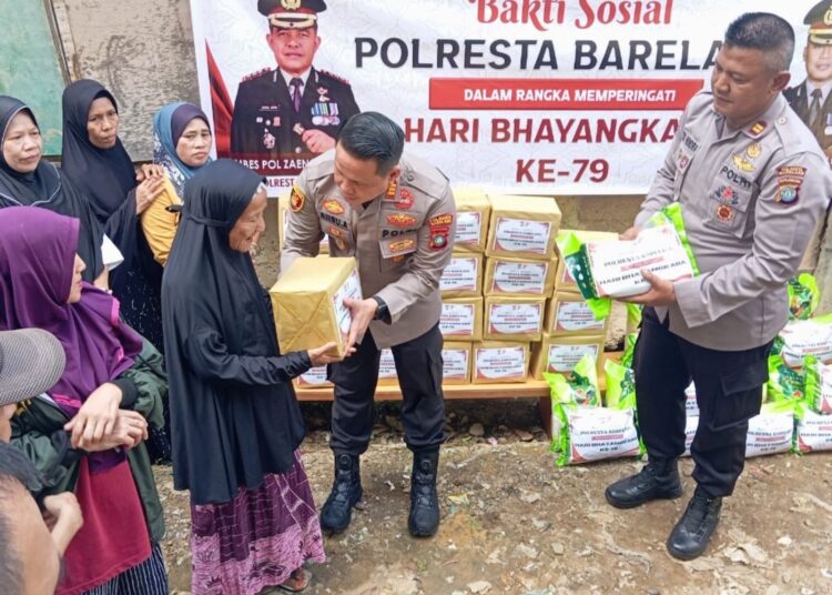 Sambut Hari Bhayangkara ke-79, Polsek Batu Ampar Hadirkan Kepedulian Lewat Baksos di Ruli Muara Takus