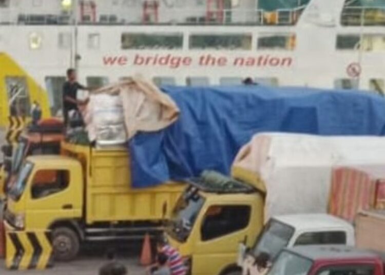 Bea Cukai Gagalkan Penyelundupan Rokok di Telaga Punggur