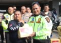Polda Kepri Bersama Komunitas Moge Gelar Touring Dan Bakti Sosial Dalam Rangka Hari Bhayangkara Ke-79