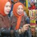 Dukung UMKM Naik Kelas, Hj. Erlita Amsakar Tinjau Bazar HUT Dekranas Ke 45