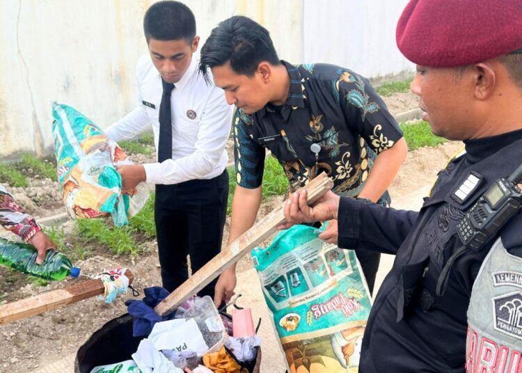 Rutan Batam Musnahkan Barang Bukti Hasil Razia