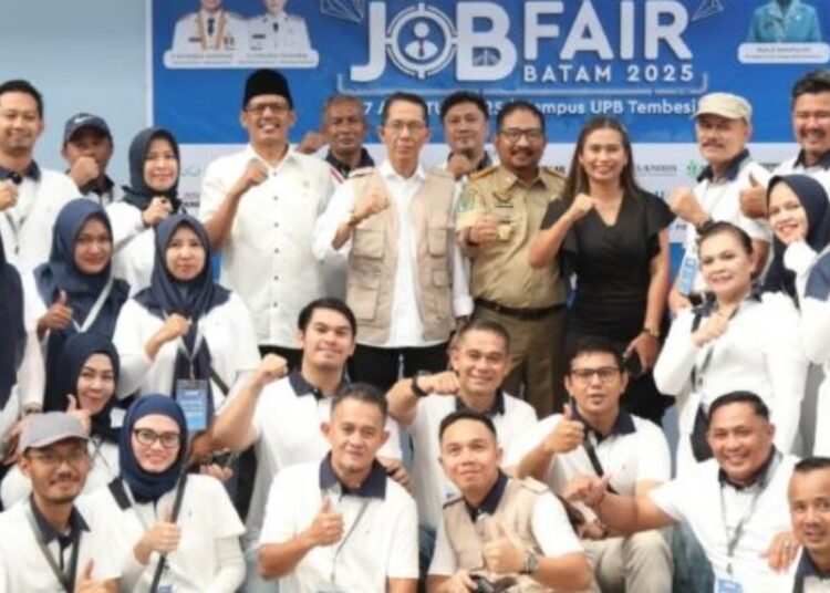 Ketua DPRD Kota Batam Hadiri Pembukaan Batam Job Fair 2025