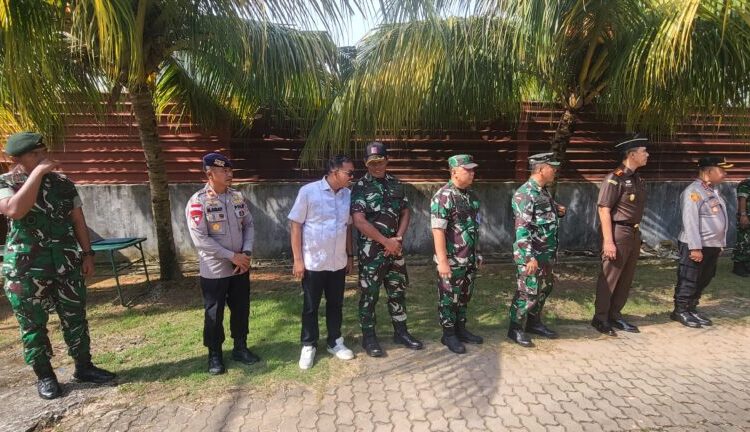 Sekretaris Komisi I DPRD Batam Anwar Anas Hadiri Kunjungan Tim Wasev TMMD Di Nongsa
