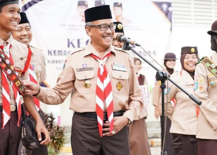Ketua Kwarcab Gerakan Pramuka Batam Sampaikan Ucapan Milad Ke-57 Untuk Wako Amsakar