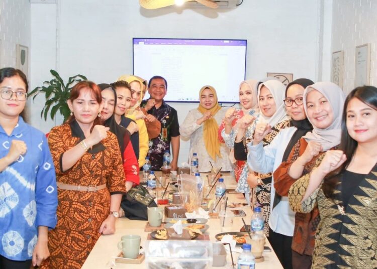 Erlina Amsakar Gandeng Istri Forkopimda, Ajak Sukseskan Batam Batik Fashion Week 2025