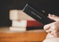 Bacaan Misa Katolik 2 November 2025: Peringatan Orang Beriman