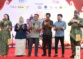 Kepala Dinas Kebudayaan dan Pariwisata (Disbudpar) Kota Batam, Ardiwinata, mewakili Wali Kota Batam, Amsakar Achmad, membuka acara Kita Indonesia Jilid II di Mega Mall Batam Centre.