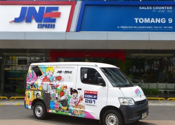 Sambut HUT ke-36, JNE Hadirkan Kolaborasi Eksklusif dengan Semangat Kreatif “Melesat Hebat”